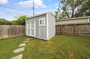 5006 Saxon Dr, Houston, TX 77092 - Photo 26