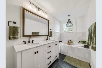 5006 Saxon Drive, Houston, TX 77092 - Photo 20