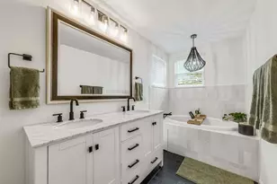 5006 Saxon Dr, Houston, TX 77092 - Photo 20