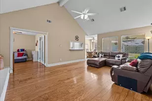 509 Kimswick Ct, Deer Park, TX 77536 - Photo 4