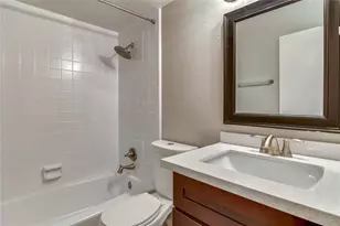 10839 Sugar Hill Dr, Houston, TX 77042 - Photo 12