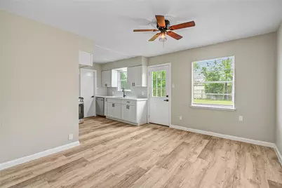 10611 Leitrim Way, Houston, TX 77047 - Photo 18