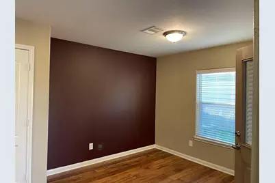1215 Wallflower Avenue, Baytown, TX 77521 - Photo 8