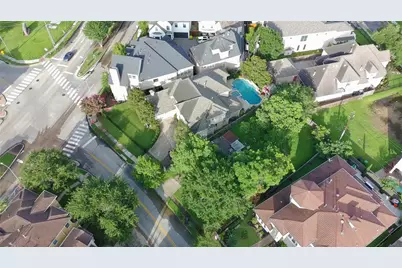 3105 McCulloch Circle, Houston, TX 77056 - Photo 6