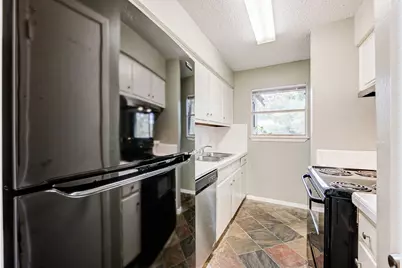 8229 Kingsbrook Road #229, Houston, TX 77024 - Photo 18