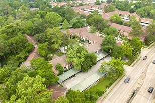 8229 Kingsbrook Rd, Houston, TX 77024 - Photo 40