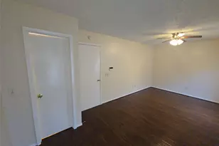 2814 Great Lakes Ave, Sugar Land, TX 77479 - Photo 8