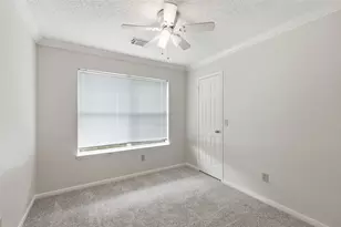 8926 Village Hills Dr, Spring, TX 77379 - Photo 14