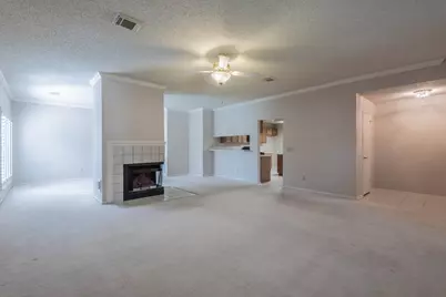 8926 Village Hills Drive, Spring, TX 77379 - Photo 4