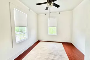1307 Ball, Galveston, TX 77550 - Photo 28