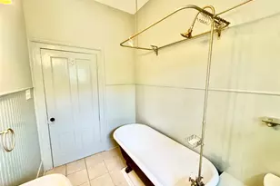 1307 Ball, Galveston, TX 77550 - Photo 32
