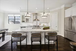615 W Bell St, Houston, TX 77019 - Photo 10