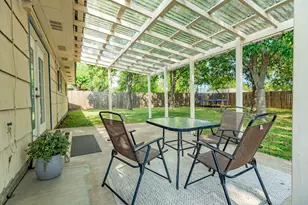 107 Hickory, Lake Jackson, TX 77566 - Photo 16