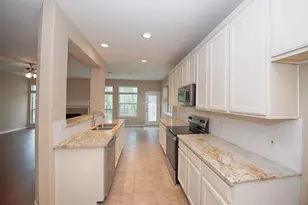 10411 Village Lake Dr, Missouri City, TX 77459 - Photo 10