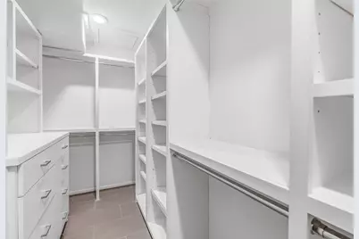 12326 Old Oaks Drive, Houston, TX 77024 - Photo 20