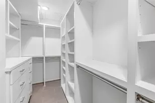 12326 Old Oaks Dr, Houston, TX 77024 - Photo 20