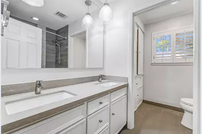 12326 Old Oaks Drive, Houston, TX 77024 - Photo 26