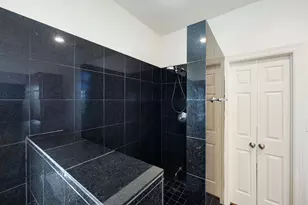 932 Knox St, Houston, TX 77007 - Photo 24