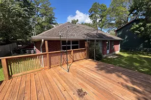 415 Shawnee Dr, Conroe, TX 77316 - Photo 4