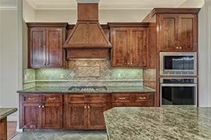 12336 Oak Bend Cir, Conroe, TX 77304 - Photo 14