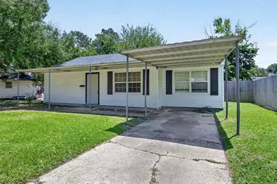 602 Parkway Street, Baytown, TX 77520 - Photo 1