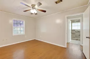 602 Parkway St, Baytown, TX 77520 - Photo 20