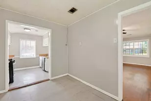 602 Parkway St, Baytown, TX 77520 - Photo 18