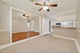 602 Parkway St, Baytown, TX 77520 - Photo 10