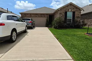 1270 Glendora Dr, Rosharon, TX 77583 - Photo 2