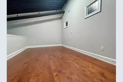 250 W Washington Street #4, Madison, GA 30650 - Photo 6