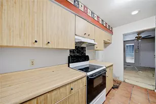11534 Bellerive Dr, Houston, TX 77072 - Photo 12