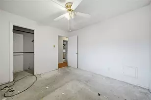 11534 Bellerive Dr, Houston, TX 77072 - Photo 18