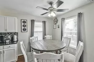 11735 Pebble Sands Dr, Tomball, TX 77375 - Photo 6