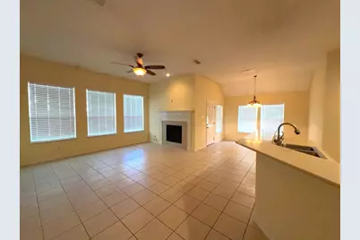 20007 Brackenton Crest Court, Spring, TX 77379 - Photo 4