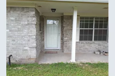 18521 Railroad Avenue, New Caney, TX 77357 - Photo 4