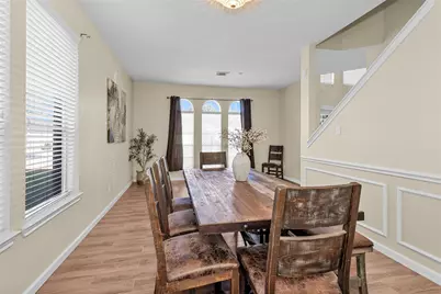 13911 Elmpark Court, Houston, TX 77014 - Photo 6