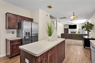 13911 Elmpark Ct, Houston, TX 77014 - Photo 12