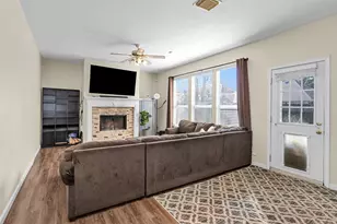 13911 Elmpark Ct, Houston, TX 77014 - Photo 12