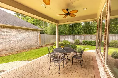 19 Palmer Green Place, The Woodlands, TX 77381 - Photo 6