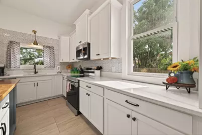2815 Ball Street, Galveston, TX 77550 - Photo 10