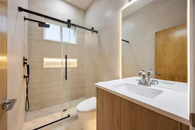 3807 Noah Street W, Houston, TX 77021 - Photo 34