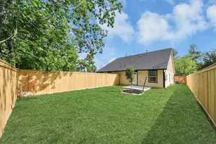 7066 Villa St, Houston, TX 77061 - Photo 40