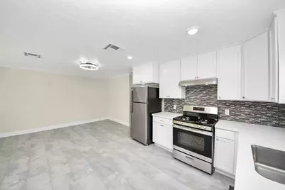 7066 Villa Street #B, Houston, TX 77061 - Photo 10