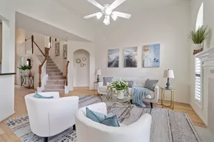 10326 Low Bridge Ln, Sugar Land, TX 77498 - Photo 8