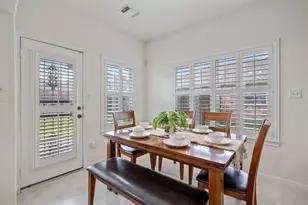 10326 Low Bridge Ln, Sugar Land, TX 77498 - Photo 14