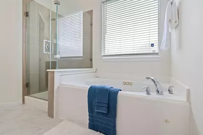 10326 Low Bridge Lane, Sugar Land, TX 77498 - Photo 20