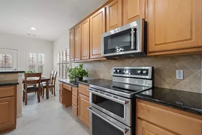 10326 Low Bridge Lane, Sugar Land, TX 77498 - Photo 12