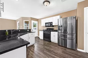 13218 Ambrosa Dr, Houston, TX 77044 - Photo 12