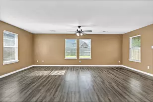 13218 Ambrosa Dr, Houston, TX 77044 - Photo 6