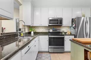 10462 Woodview Dr, Bryan, TX 77845 - Photo 10